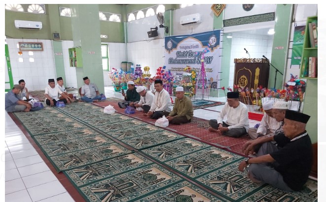 PERAYAAN MAULID NABI MUHAMMAD SAW. OLEH KELUARGA BESAR KARAENG GALLARANG BORONGLOE